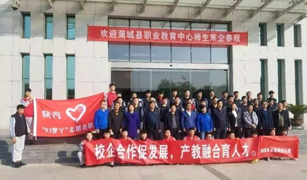 У����� ǿǿ���������ٽ�����ƶ��ģʽ